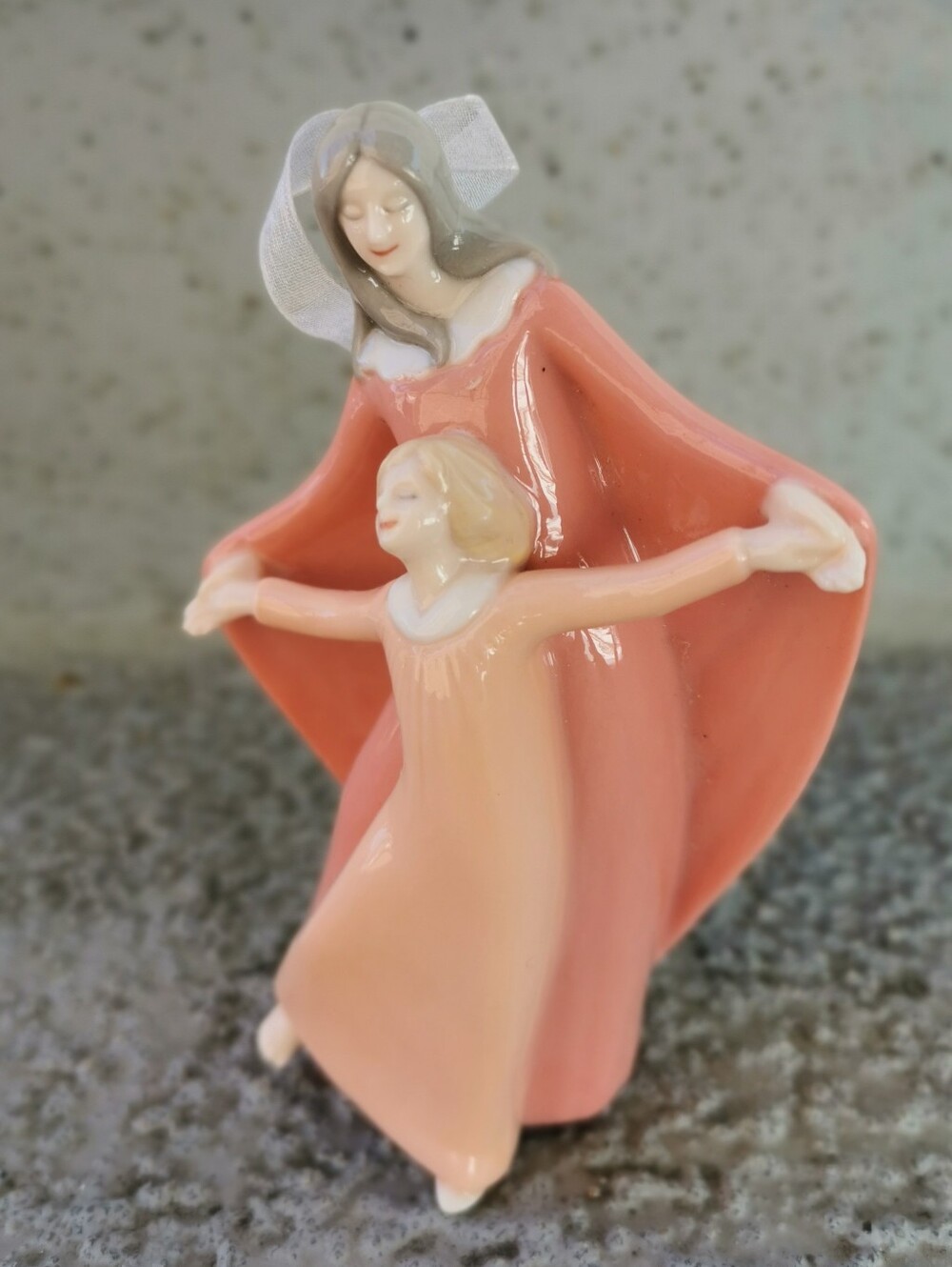 Hallmark Keepsake 2004 Child of Wonder Porcelain Christmas Ornament Mother Child